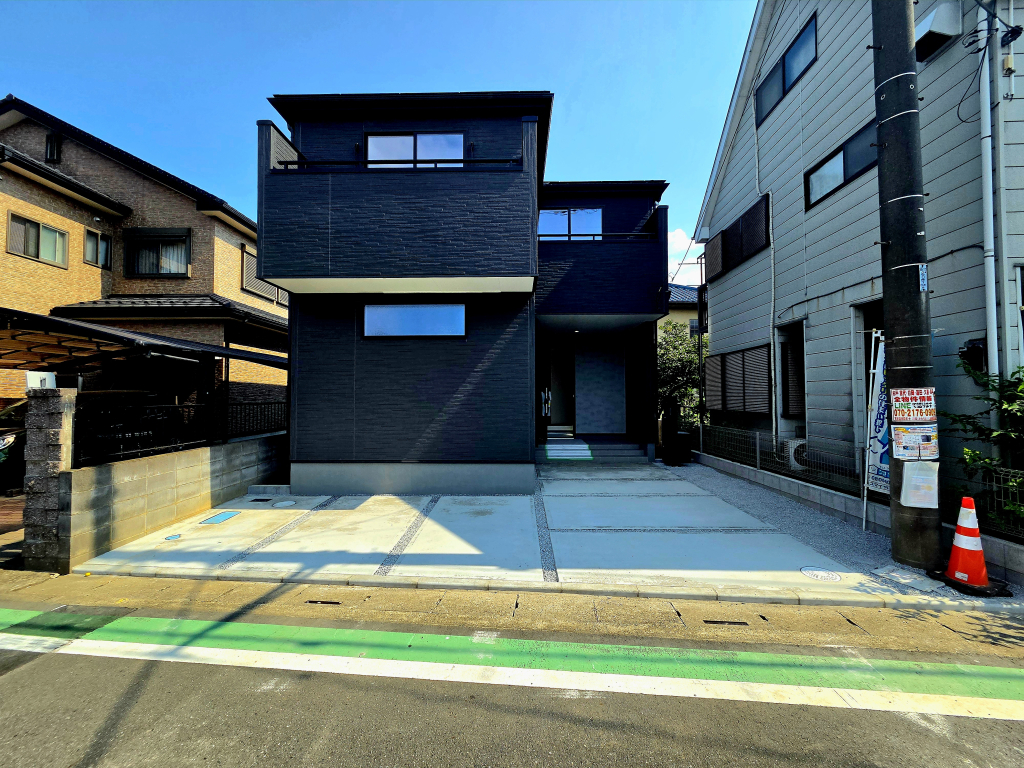 前面6.0ｍ公道に接した、お車の出し入れもスムーズなゆとりある敷地！