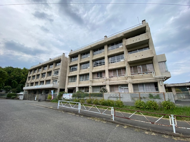 玉川中学校