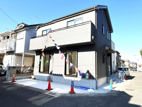 ☆マイホームの喜びを感じる陽当たりの良さ・開放感☆ 憧れのマイホームに相応しい美しく映える外観です。