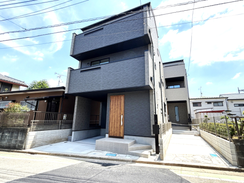 ☆☆ 群を抜いた満足感 ☆☆ ◎どの角度が眺めても、所有感が満たされる理想的で素敵な住まい